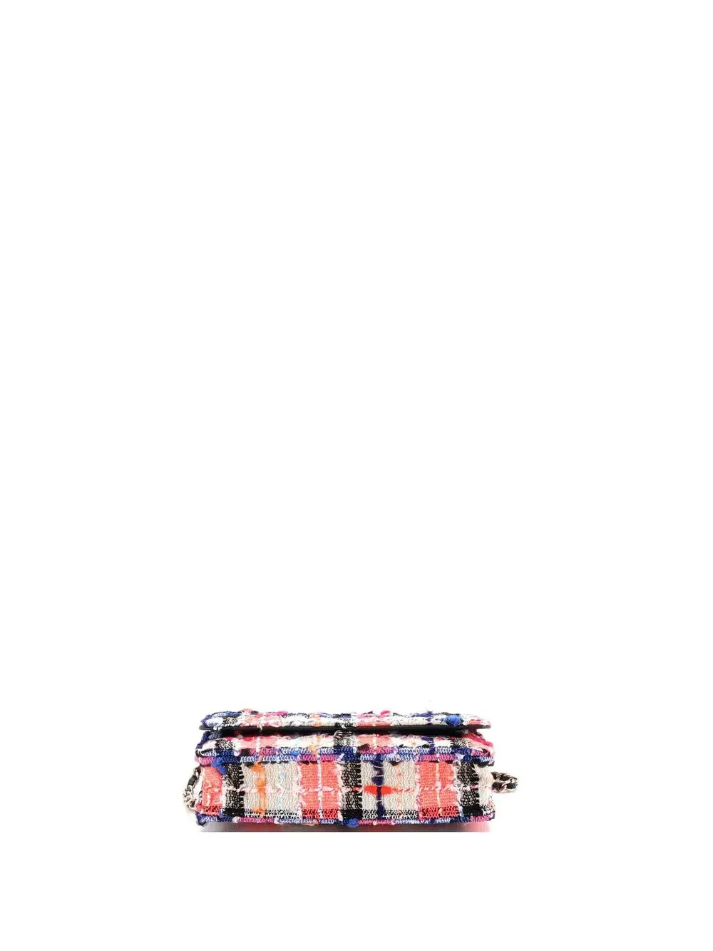 CHANEL elevate your